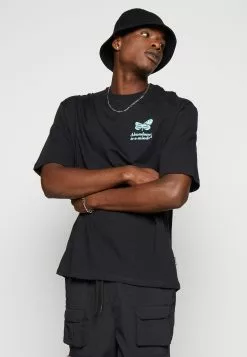 YOURTURN Chest Tee Unisex - T-Shirt Print - 802 - Black -YOURTURN WINKEL 0df043f7336d4498b652bc179d5ab6ee