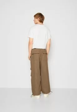 YOURTURN Unisex - Broek - Brown -YOURTURN WINKEL 17dcbbd1abb24daba15398d62a26705d