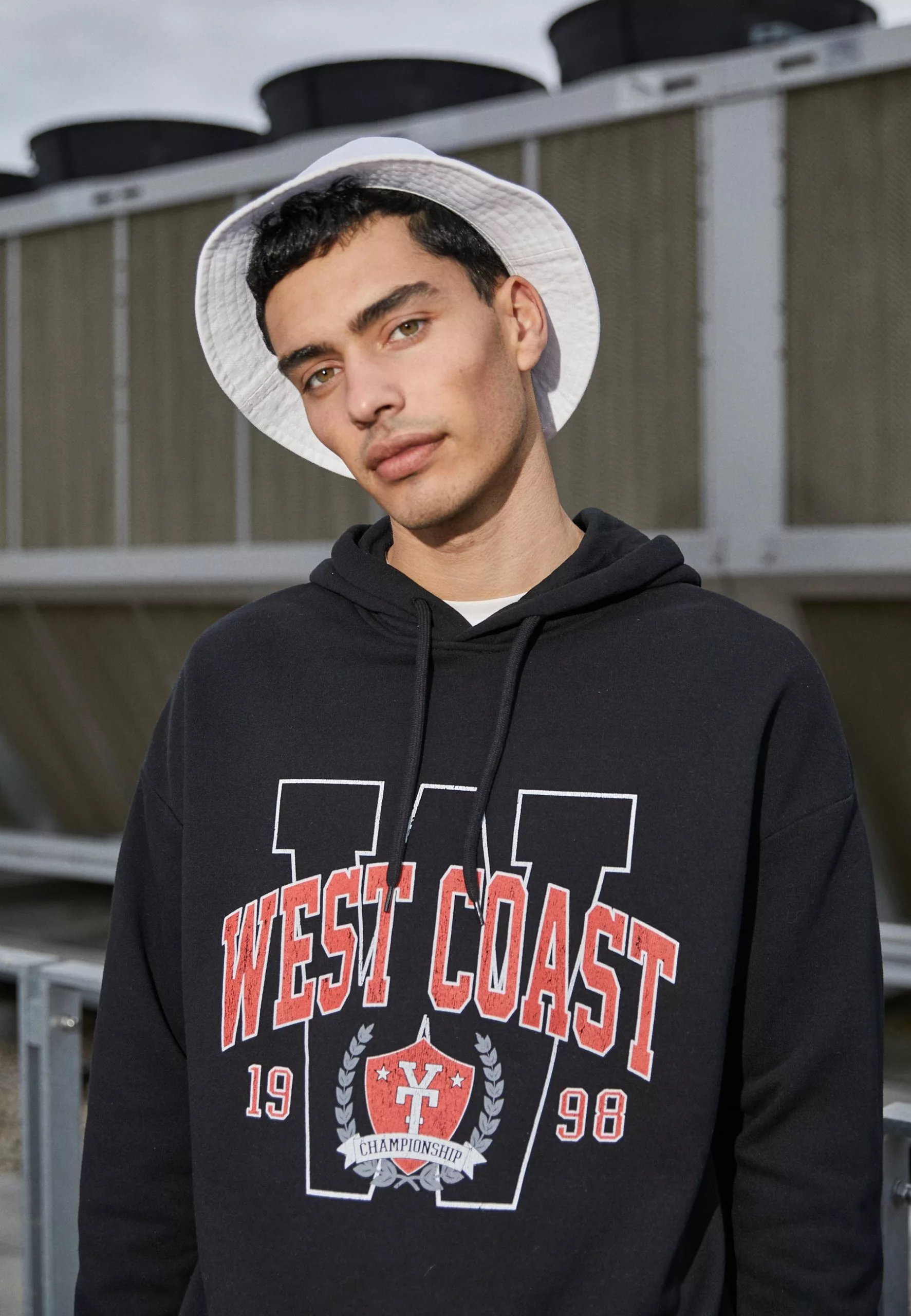 YOURTURN Sweater - Black 5 YOURTURN Sweater - Black - Afbeelding 3