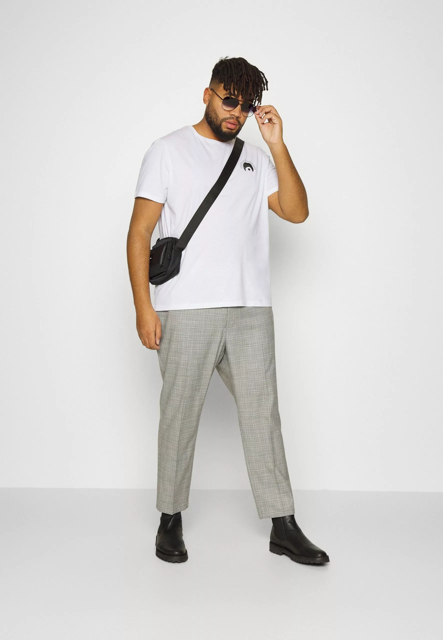 YOURTURN Eye Moon Tee Unisex - T-Shirt Print - White 4 YOURTURN Eye Moon Tee Unisex - T-Shirt Print - White - Afbeelding 2