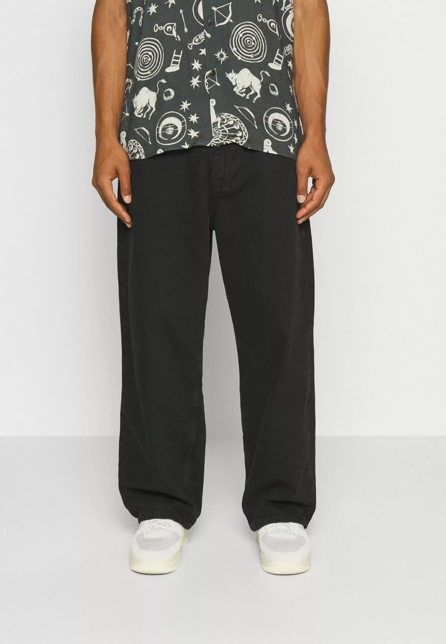 YOURTURN Baggy Jeans Unisex - Relaxed Fit Jeans - Black Denim 3 YOURTURN Baggy Jeans Unisex - Relaxed Fit Jeans - Black Denim