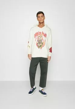 YOURTURN Unisex - Sweater - White 9 YOURTURN Unisex - Sweater - White -YOURTURN WINKEL 68558a69ae8d4bd5bfd19b6aa0c52eda