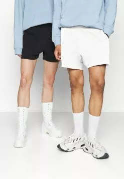 YOURTURN WINKEL -YOURTURN WINKEL 722bfa2eb9444c6095a1b004971c1fd4