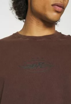 YOURTURN Unisex - T-Shirt Print - Dark Brown -YOURTURN WINKEL 74761be360f54e53ba8cda4b165c879f