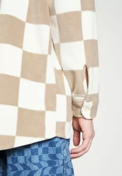 YOURTURN Unisex - Overhemdblouse - Beige 13 YOURTURN Unisex - Overhemdblouse - Beige -YOURTURN WINKEL 7c6cfa60c29a47168ab5d6c26004cf67