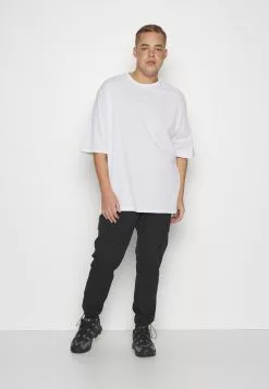 YOURTURN Unisex 3 Pack- T-Shirt Basic - White/Lilac/Black -YOURTURN WINKEL 7d9c4d03c4054ce098a931d778e37683