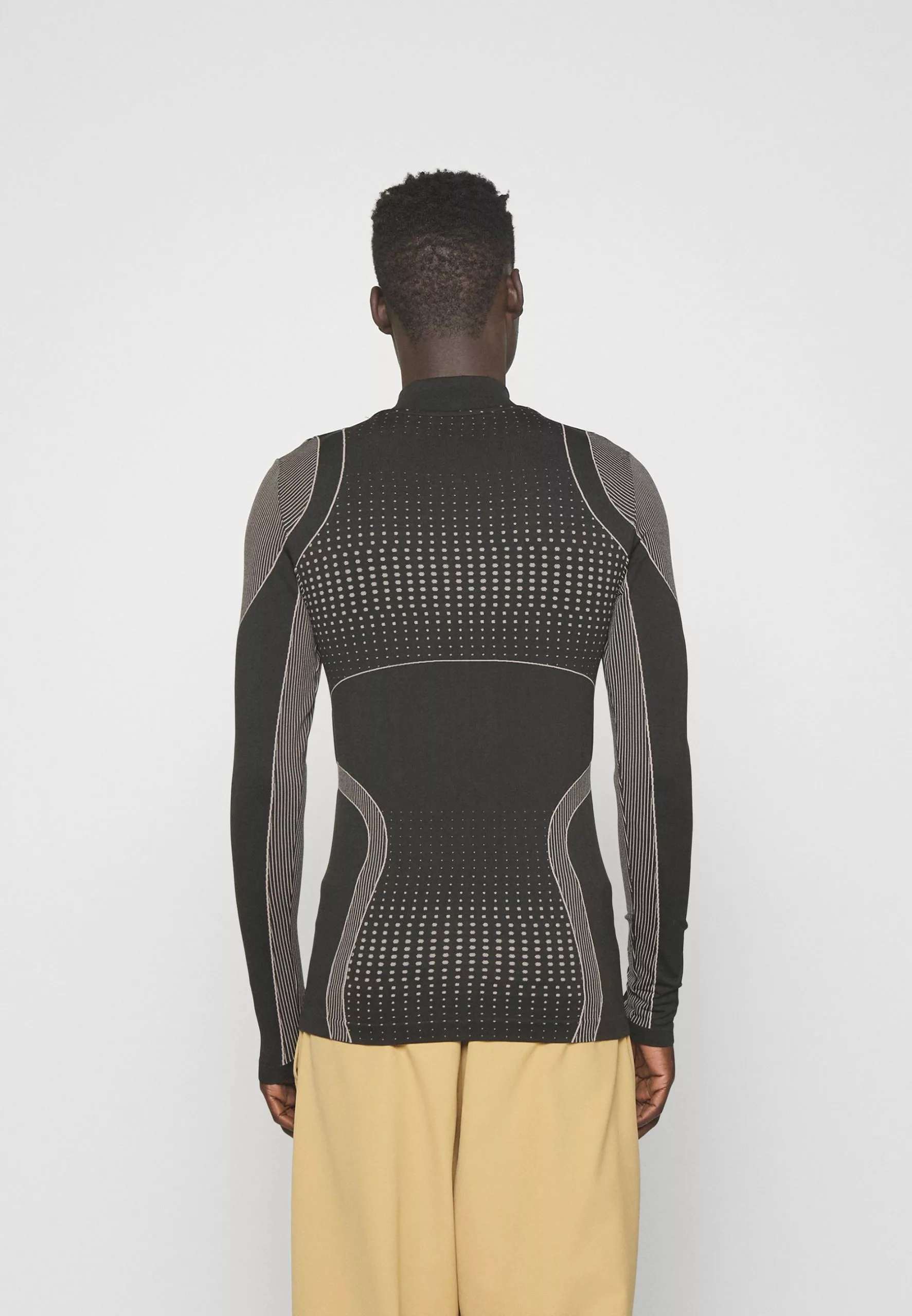 YOURTURN Jaquard Sports Unisex - Longsleeve - Black 5 YOURTURN Jaquard Sports Unisex - Longsleeve - Black - Afbeelding 3