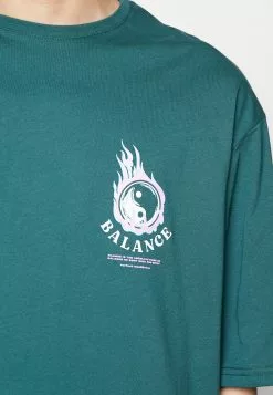 YOURTURN Unisex - T-Shirt Print - Dark Green -YOURTURN WINKEL 962385b91f6d49f396df26b5fe35e38b