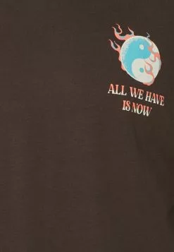 YOURTURN Graphic Tee Unisex - T-Shirt Print - Brown -YOURTURN WINKEL a6e1520e73fa4cedbfa3d5818191b334