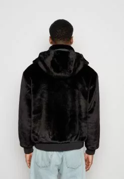 YOURTURN Winterjas - Black -YOURTURN WINKEL b69717c3558e48f98329c556f739bf64