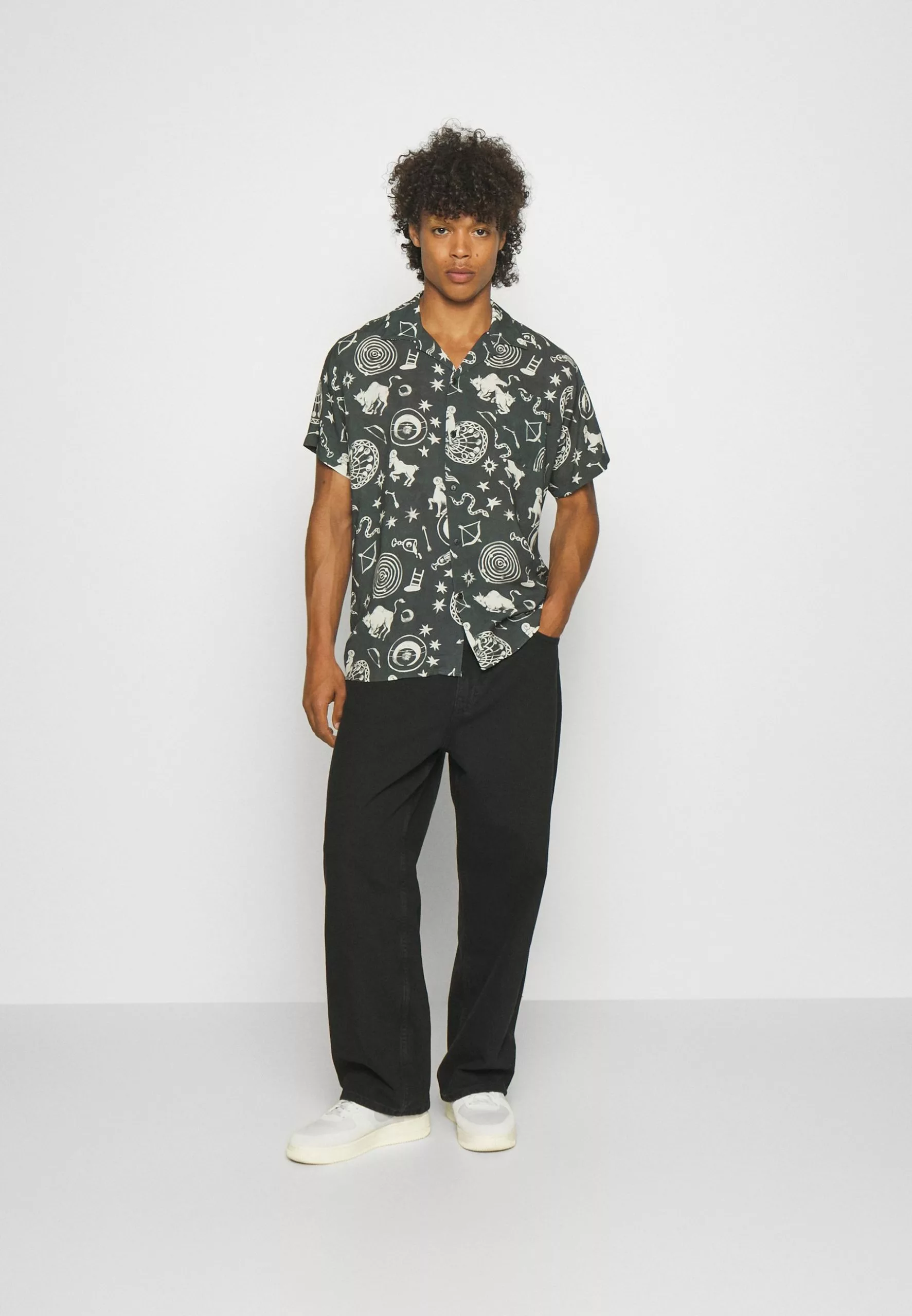 YOURTURN Baggy Jeans Unisex - Relaxed Fit Jeans - Black Denim 4 YOURTURN Baggy Jeans Unisex - Relaxed Fit Jeans - Black Denim - Afbeelding 2