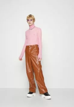 YOURTURN WINKEL -YOURTURN WINKEL f9ea1ad3e7a14d07ac012f1346d1df8c